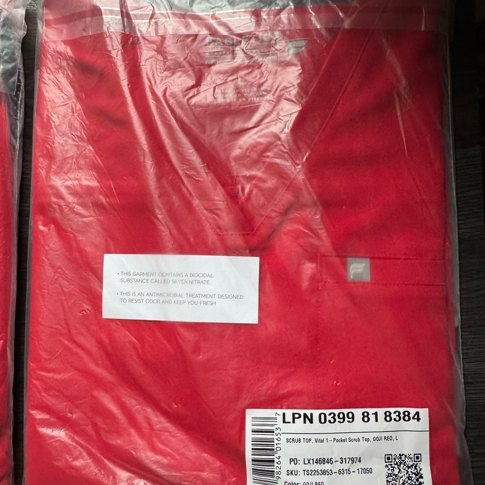 Fabletics Red Jogger Scrub set top and bottom Large NWT!